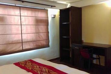 تختخواب و صبحانه Boutique Heritage Home