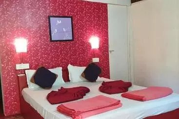 Aamiaismajoitus (B&B) Shiva Cottages