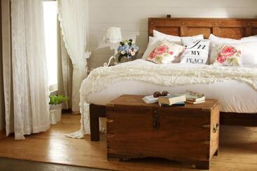 ホテル Hills & Hues