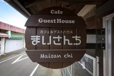 Herberge Maisan Chi Guesthouse & Cafe