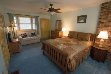 Bed & Breakfast Thornhedge Inn