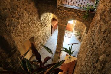 בית מלון כפרי Sas Benas