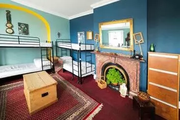 Spoon And The Stars Hostel