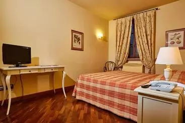 Hotelli Albergo Trattoria Il Leone