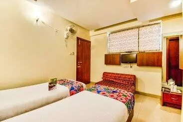 Fabhotel Kings L Grand