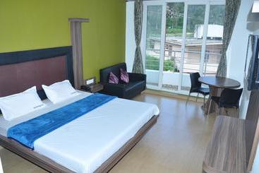 Hotel Divi Heritage Inn