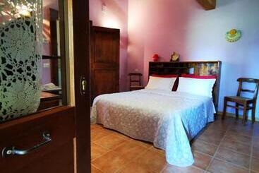 مبيت وإفطار La Casa Dei Tigli