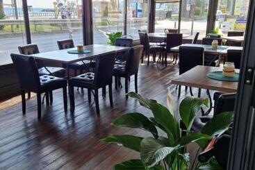 ホテル Vela Bianca H & R