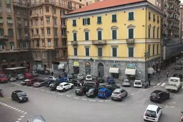 تختخواب و صبحانه Due Papi