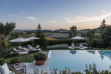 Bed and Breakfast Monterosato Country House