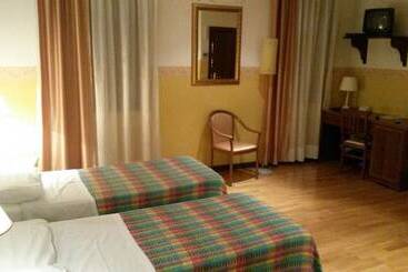 هتل Albergo Ristorante Flora