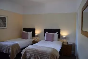 Willows Bed & Breakfast