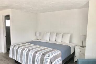 Отель Kingfisher Oceanside