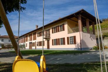 Bed and Breakfast Cascina La Corte