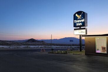 فندق على الطريق Travel Inn