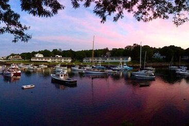 Tallwood Motel Wells