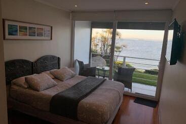 Bed and Breakfast Laura Del Mar Hotel Boutique