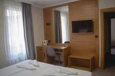 ホテル Prince Cyril