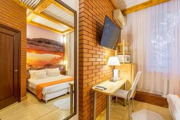 Wood Street (hotel On 5 Floor)