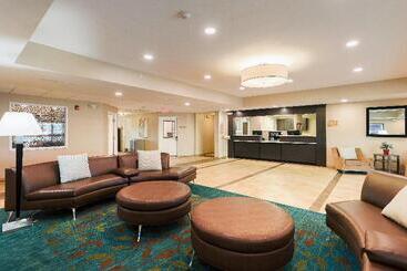 酒店 Candlewood Suites Lenexa Overland Park Area By Ihg