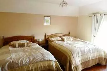 Hotel Bridgeview Farmhouse