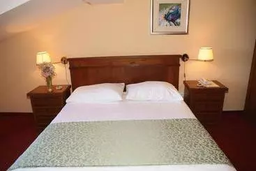 Hotelli Villa Ariston