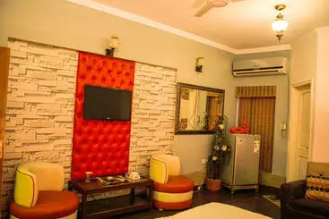 تختخواب و صبحانه Lahore Guest House