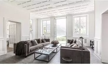 ツーリストアパートメント Civenna Home & Garden