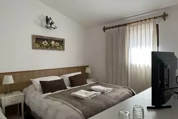 Hostelli Apart Hostería Plaza