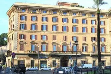 Hotelli We Love Roma Guest House