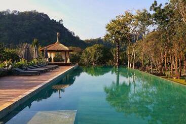 Hotel The Series Resort Khaoyai