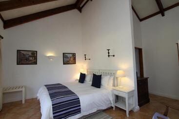 酒店 The Whaling Station Guesthouse