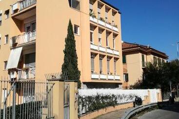 هتل Vatican Suites Happy Holidays