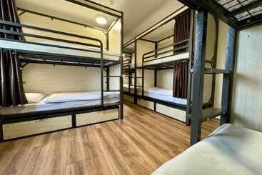 Hotel Snoozles Galway City Centre