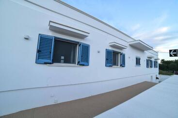 La Caletta Bed And Breakfast