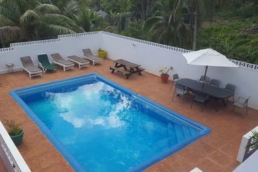 Ocho Rios Almond Tree Villas