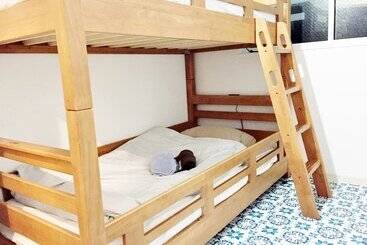 Shonan Enoshima Seaside Guest House – Hostel