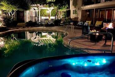 Bed and Breakfast A Vista Villa Couples Retreat