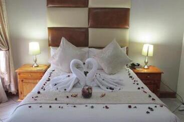 مبيت وإفطار Faces Guesthouse