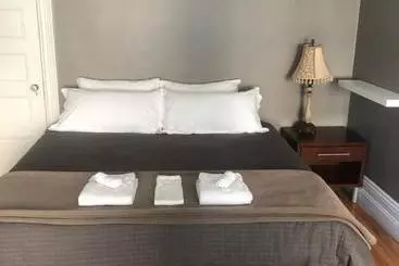 تختخواب و صبحانه E Hotel Des Grisons   Par Aneyro