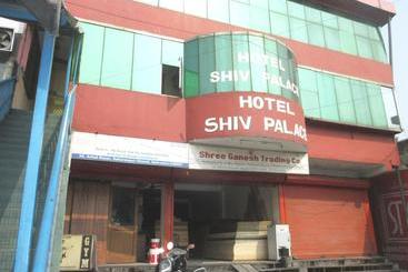 Отель Spot On 45932  Shiv Palace Spot