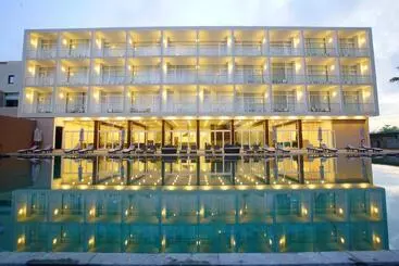 Hotel The Habitat Kosgoda By Asia Leisure