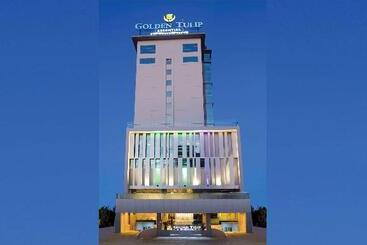 Hotel Golden Tulip Essential Makassar