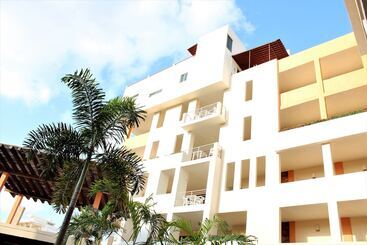 فندق Aurora Resort