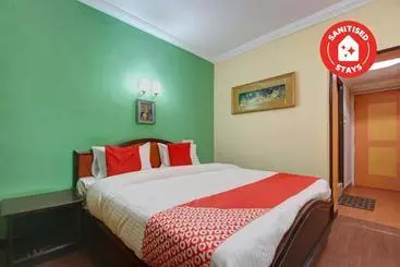 Hotel Capital O 13231  Sapphire Garden View