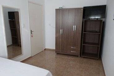 호스텔 Practic Pousada