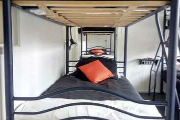 Schronisko The Bouncing Lamb Backpackers