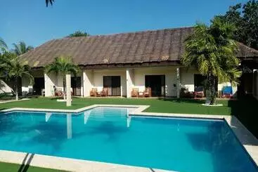 Higala Resort