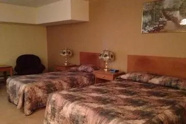 Western Budget Motel Peace River