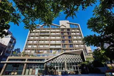 U.i.j Hotel & Hostel